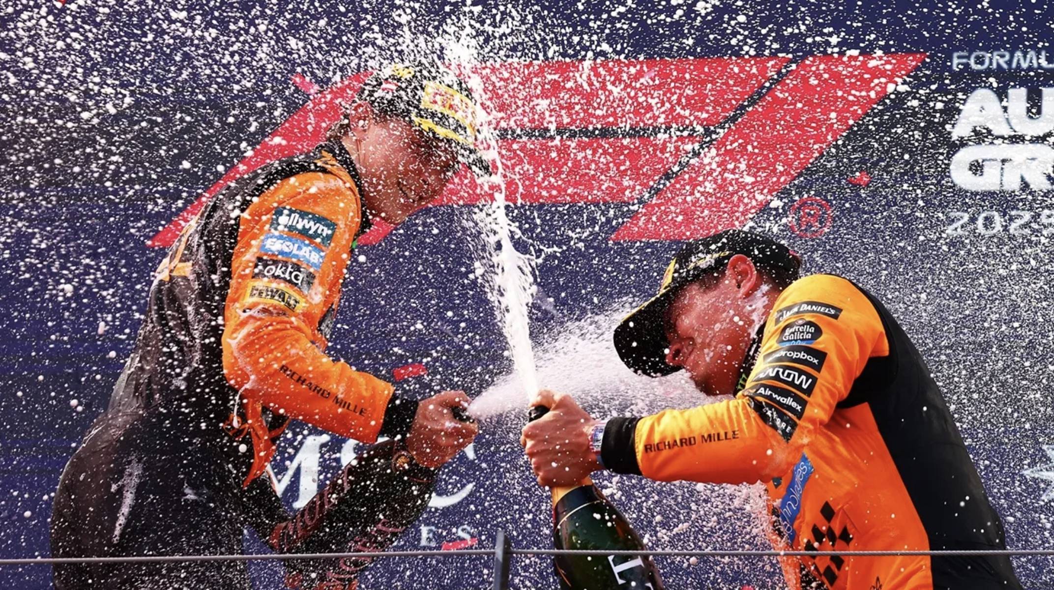 迈凯伦横扫红牛车队,汉密尔顿点燃赛场 迈凯伦横扫红牛车队,汉密尔顿点燃赛场