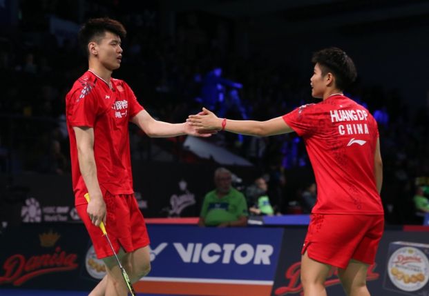 中国队横扫印尼队，黄鸭组合统治全场