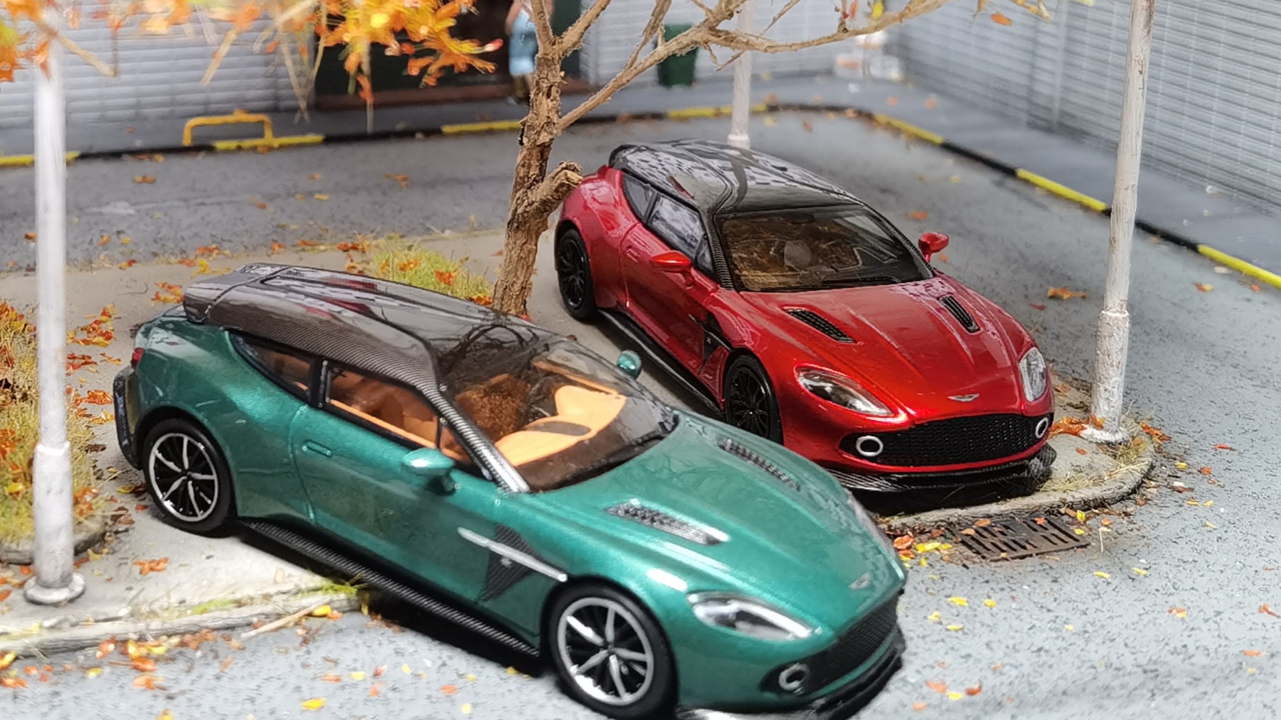 阿斯顿马丁绝杀红牛二队,塞恩斯统治全场 阿斯顿马丁绝杀红牛二队,塞恩斯统治全场