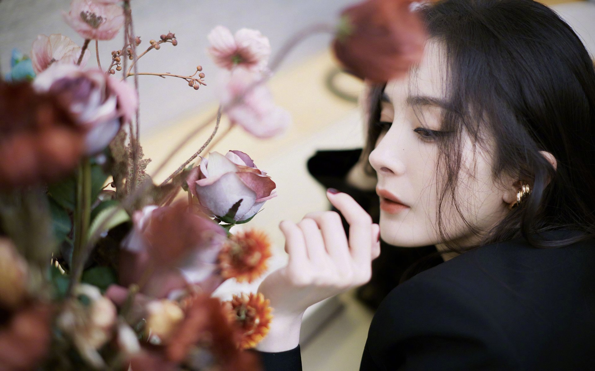 以下是为您构思的内容